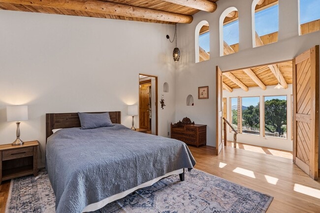 Building Photo - Enchanting Country Adobe