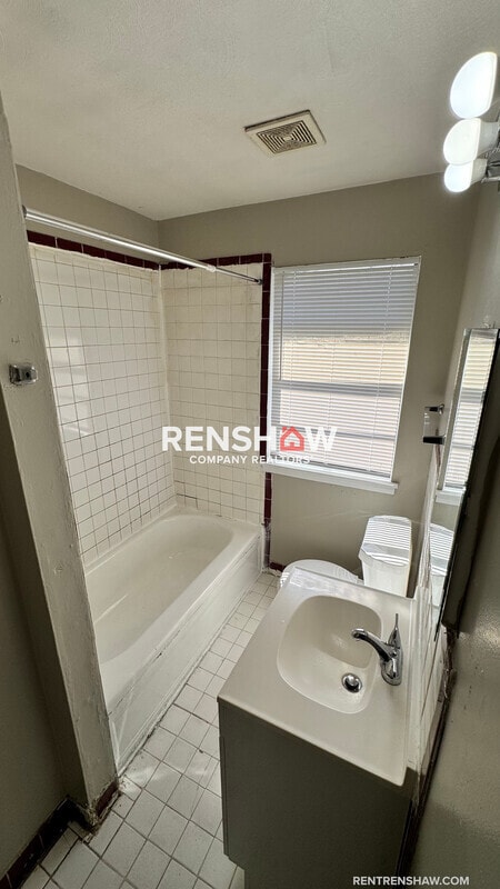 Building Photo - 3056 Arrendale St