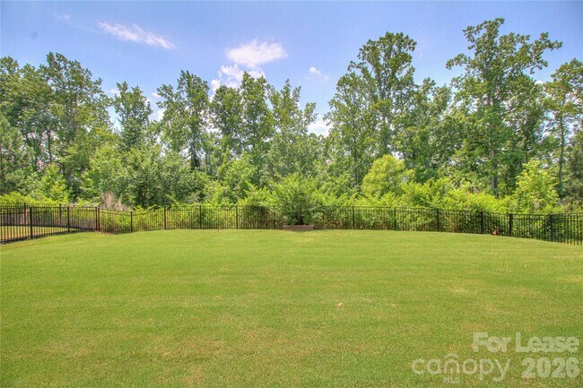 Building Photo - 3013 Hamilton Mill Dr