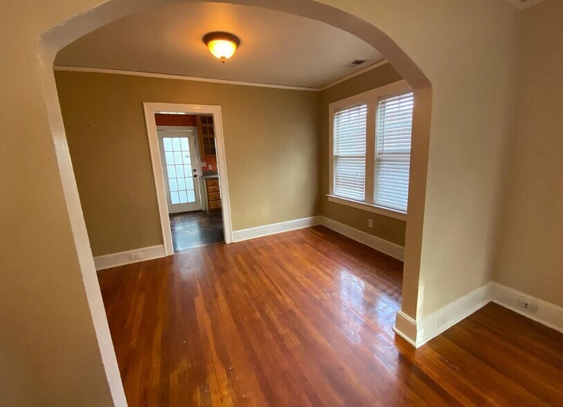 Building Photo - 3026 Church St