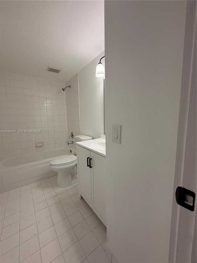 Building Photo - 7000 NW 173rd Dr