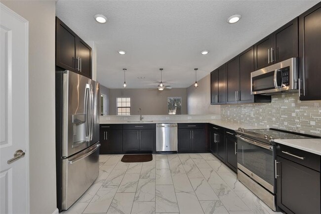 Building Photo - 1547 W Cass St