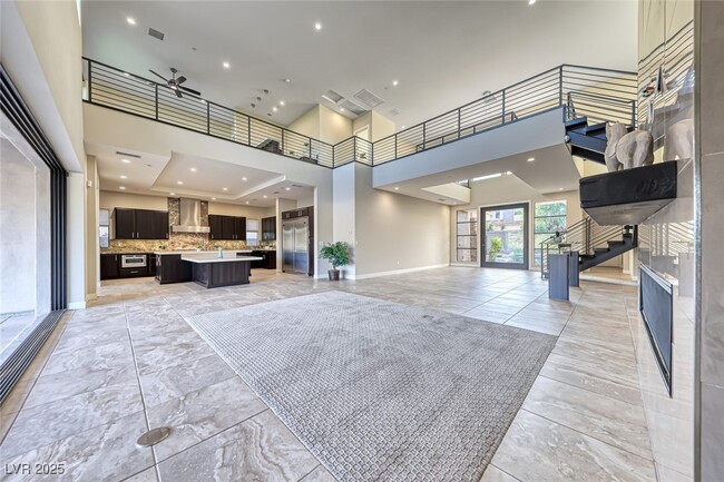 Building Photo - 72 Bella Lago Ave