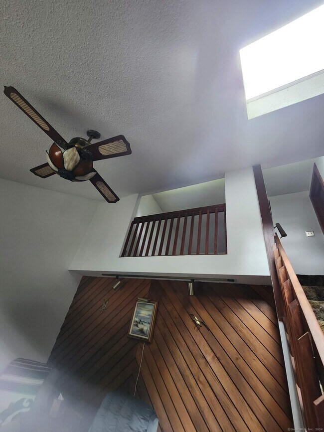 Building Photo - 192 Laurel Hill Dr