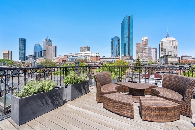 Building Photo - 48 Appleton St