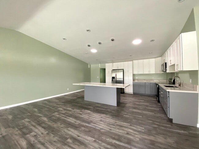 Building Photo - 45-536 Loihi Place