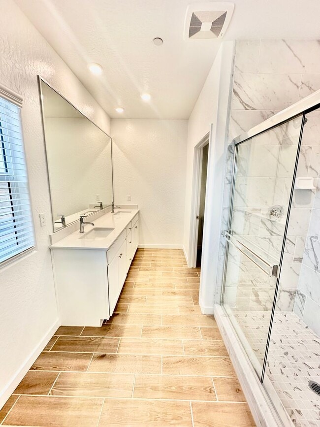 Building Photo - BRAND NEW North Clovis 4/2.5 Lennar
