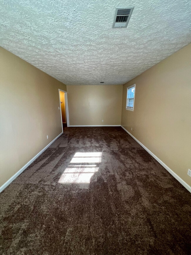 Building Photo - 3327 Wood Valley Ct