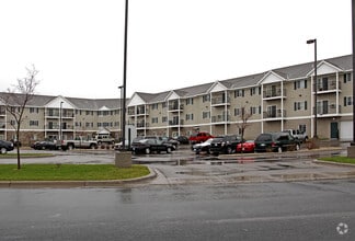 Building Photo - Eagle Pointe