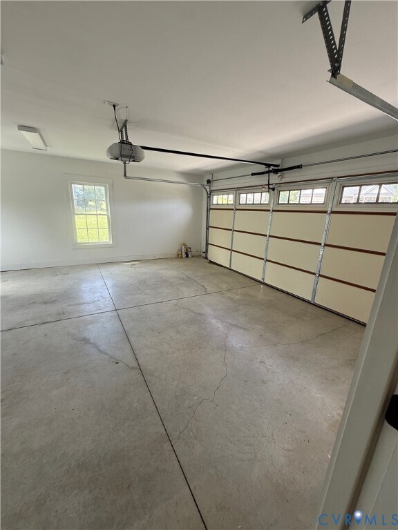 Building Photo - 166 Crystal Ln