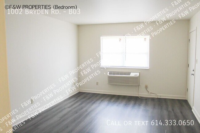 Building Photo - 1002 Bryden Rd