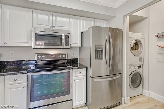 Building Photo - 1265 Wildwood Lakes Blvd