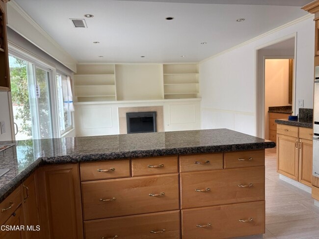 Building Photo - 28649 Acacia Glen St