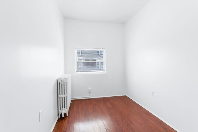 Building Photo - 1021 Lehman St