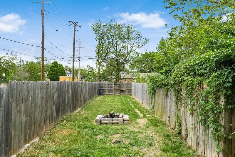 Building Photo - 440 S Ohio Ave