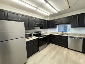 Building Photo - 8736 Ramblewood Dr