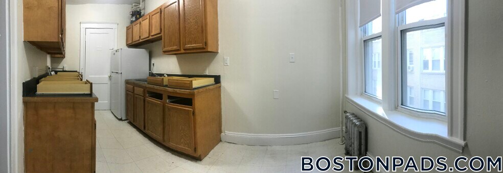 Building Photo - 1167 Boylston St