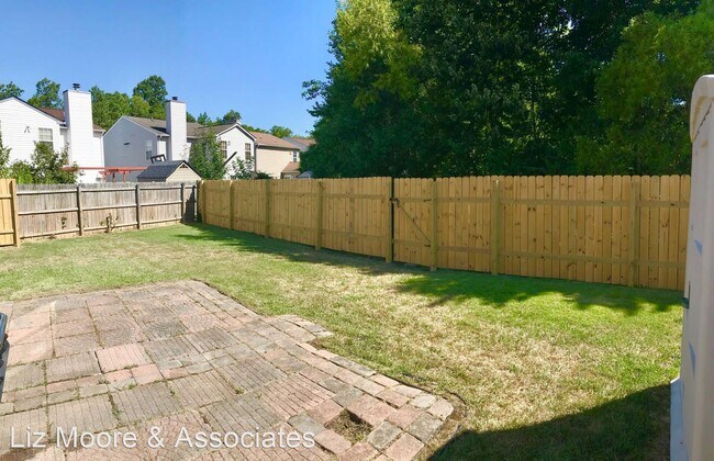 Building Photo - 3 br, 2.5 bath House - 602 Cavalier Drive