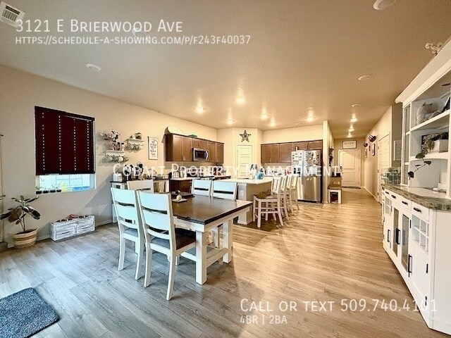 Building Photo - 3121 E Brierwood Ave