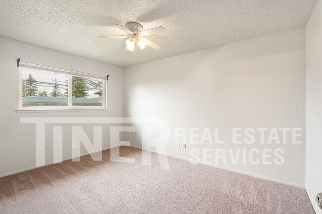 Building Photo - 10193 Crawford Way