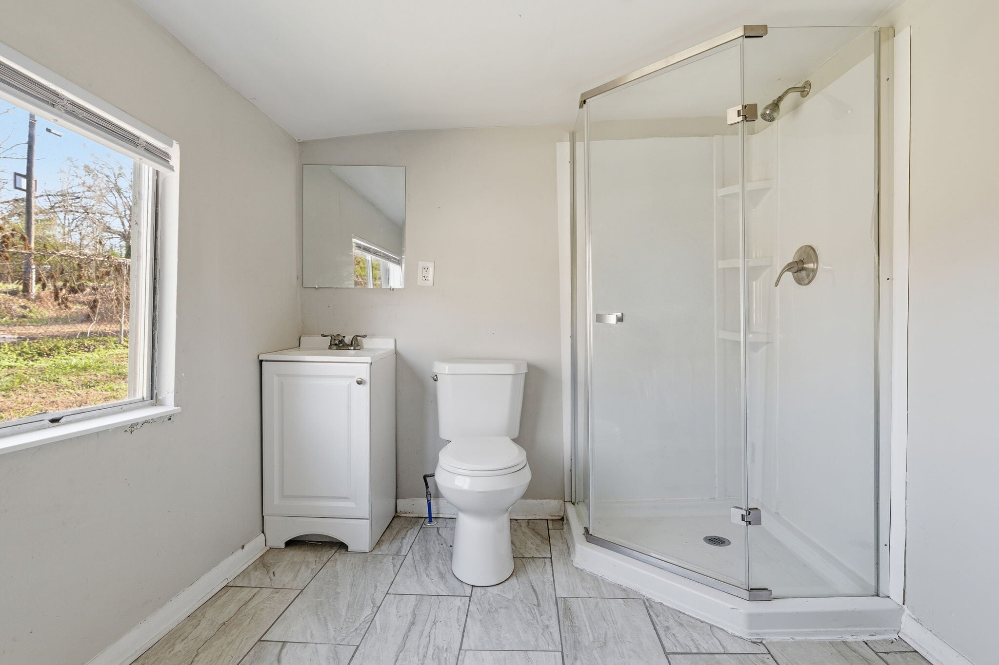 Building Photo - 320 Old Pne Hl Rd