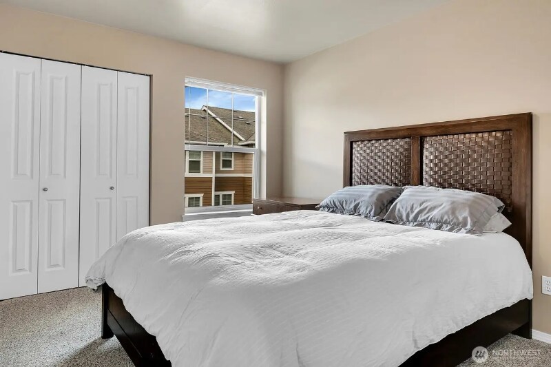 Building Photo - 15 164th St SW