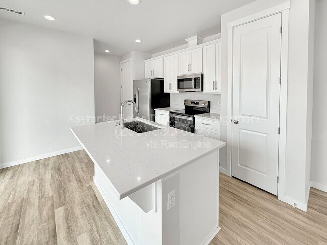 Building Photo - 12761 W Norterra Ln