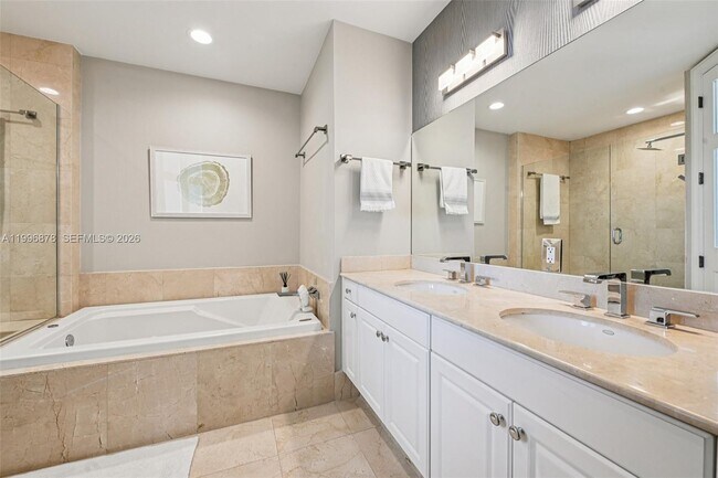 Building Photo - 626 Coral Wy