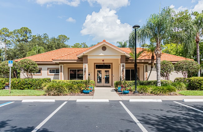 Building Photo - Home Rental with Lake Views in Resort-Style Community