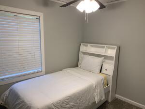 Building Photo - 2417 Comanche Rd