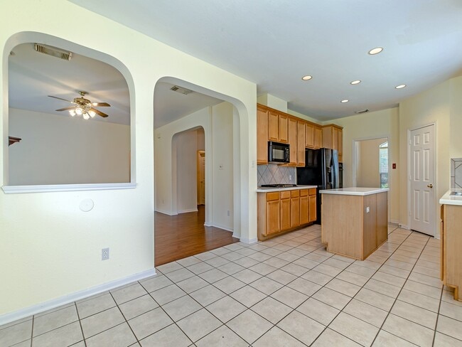 Building Photo - 2123 Hill Canyon Ct