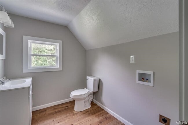 Building Photo - 125 N Hamilton St