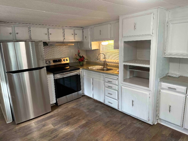 Building Photo - 6551 Char Ln