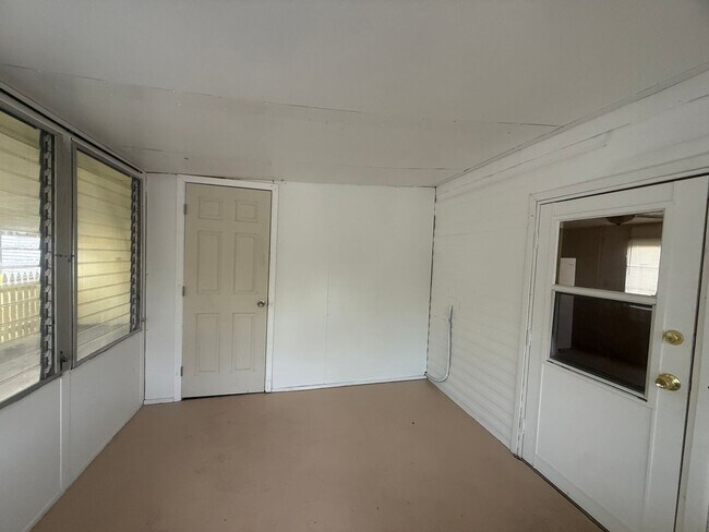 Building Photo - Coming Soon 2 bedroom 1 bath in a 55+ community