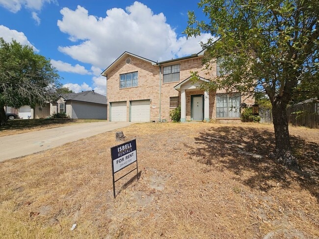 Building Photo - 1702 Mattie Dr