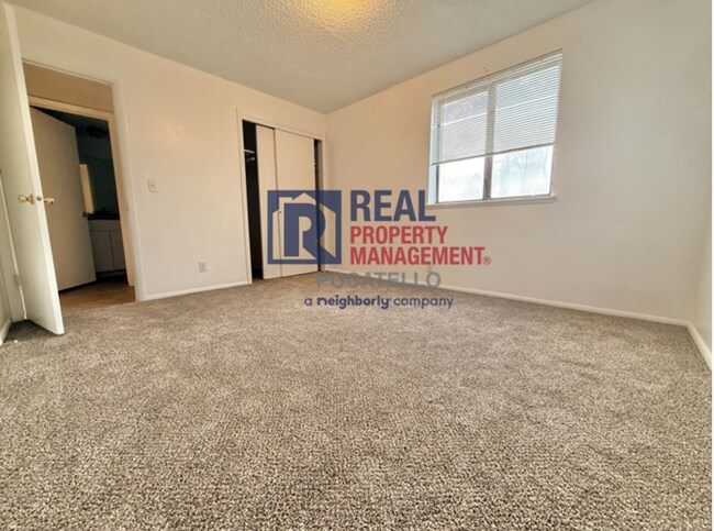 Building Photo - Nice 2 bedroom Condo for Rent