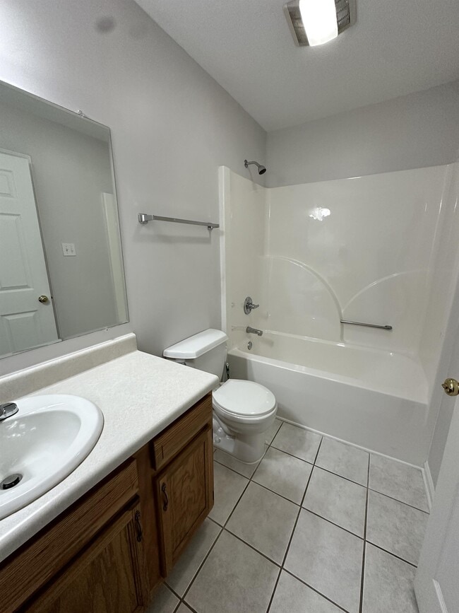 Building Photo - 1114 Mercer Dr