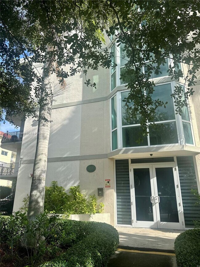 Primary Photo - 954 SW 36th Ct