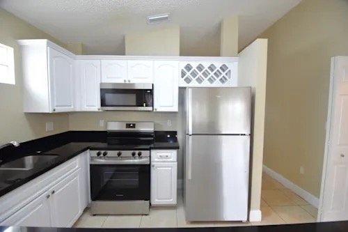 Building Photo - 7651 NW 168th Terrace