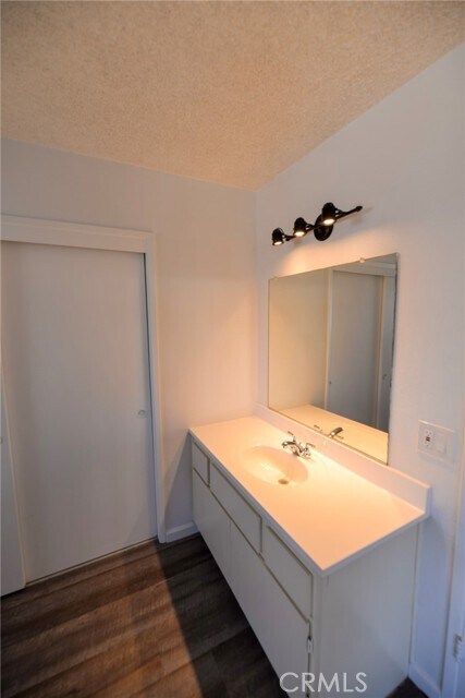 Building Photo - 256 Avenida Lobeiro