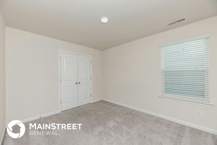 Building Photo - 132 Westcott St