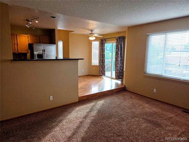 Building Photo - 9351 Weeping Willow Ct