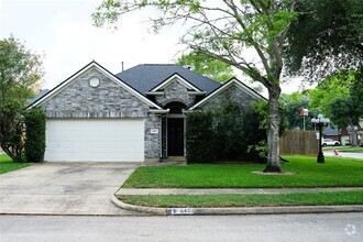 Building Photo - 6401 Woodhaven St