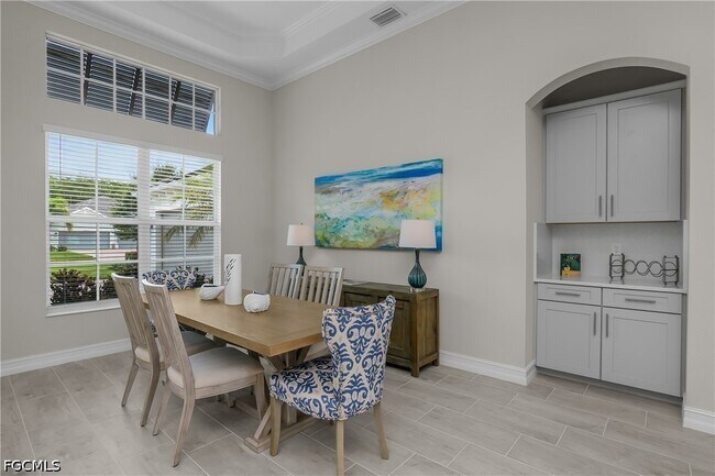Building Photo - 14870 Blue Bay Cir