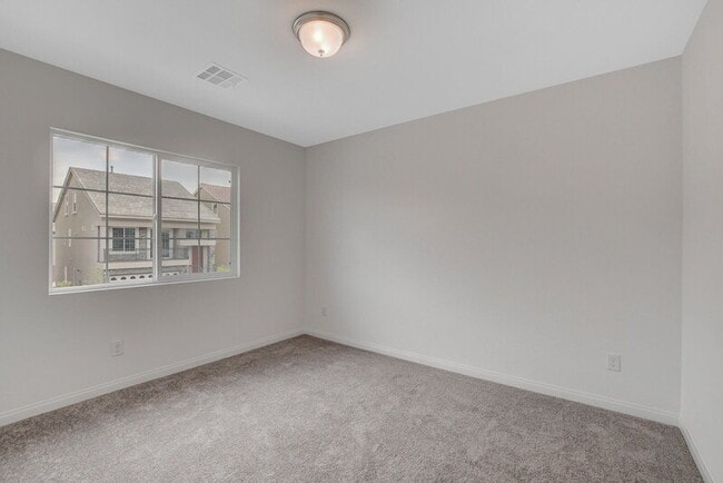 Building Photo - 7027 Jasper Hill Way