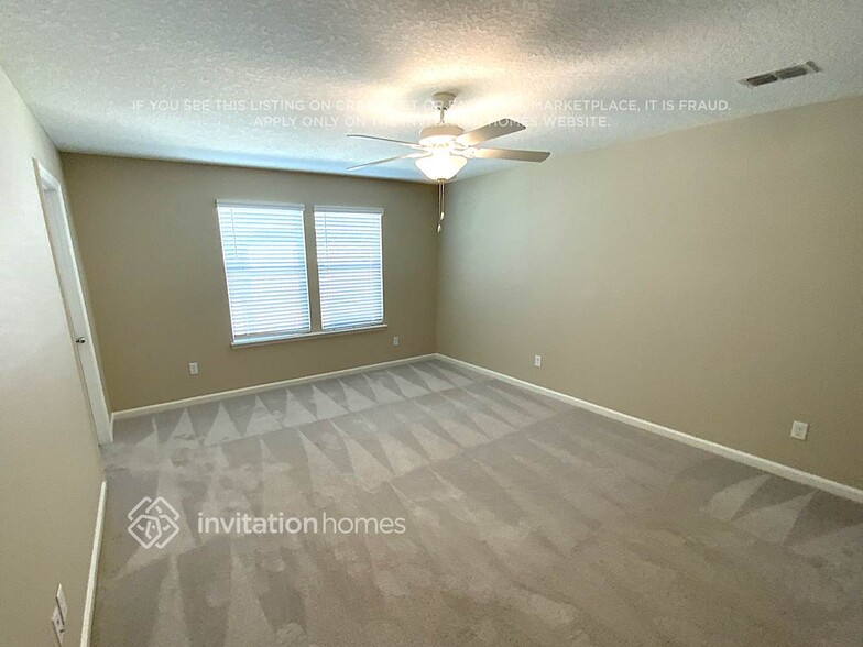 Building Photo - 1339 Grassland Ave