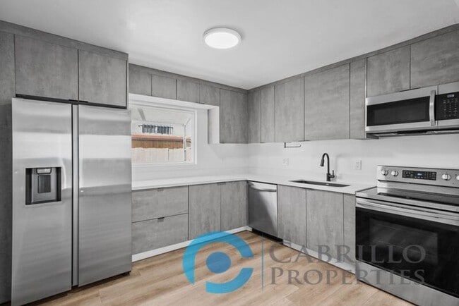 Building Photo - 4123 Kansas St