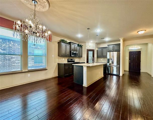 Building Photo - 5205 Glen Meadow Dr