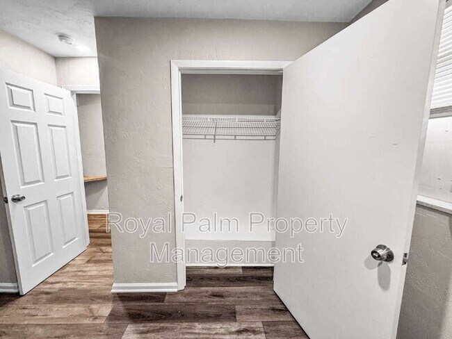 Building Photo - 3744 Estelle Ave