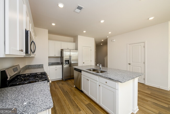 Building Photo - 2559 Adventure Way